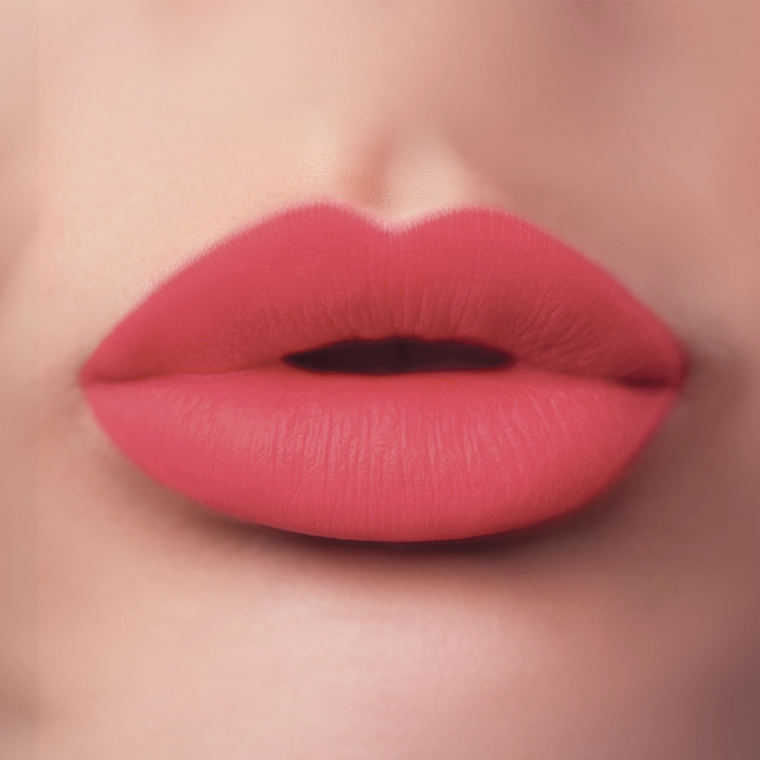JAFRA Color Passion Supremematte Labial en Barra con Color Intenso Mate Velvet Nude 4 g