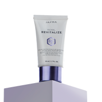 Jafra Revitalize Protector Solar Facial Fluido *Amplio Espectro *FPS 50 Proteccion alta 50 ml